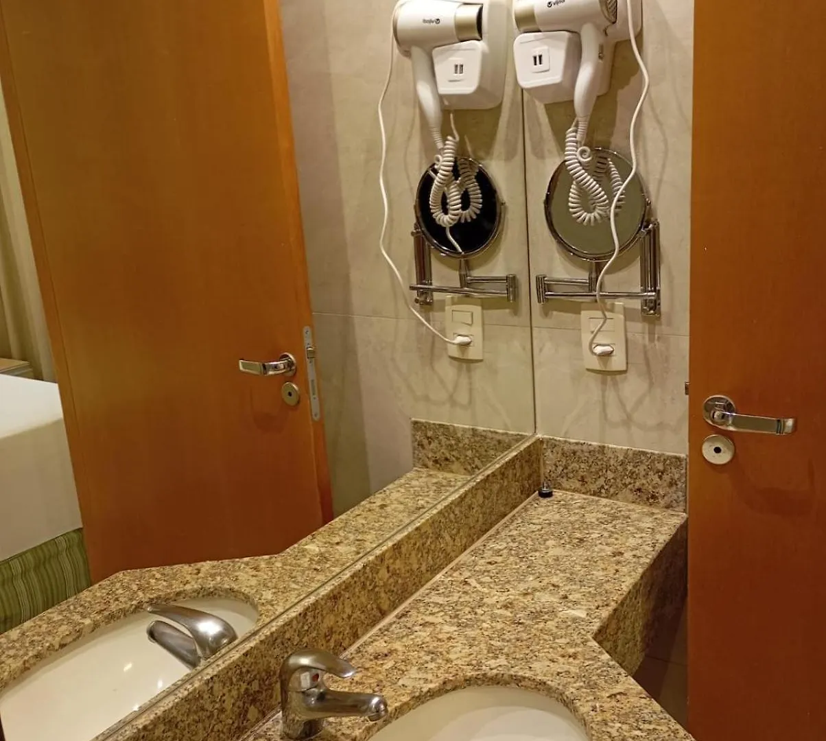 Flat Moderno E Completo - Proximo Ao Eixo Monumental Διαμέρισμα Μπραζίλια